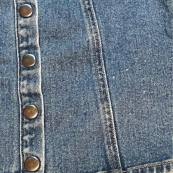 Brandy Melville Front Button Snap Blue Denim Jean Mini Skirt Size 23 - Picture 4 of 10